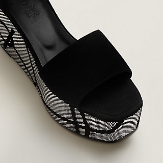 Luminous 35 sandal - Black | Hermès USA